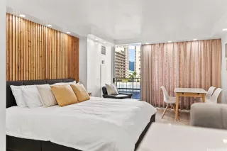 Photo #2: 202526042 Listing 