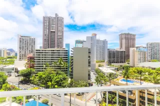 Photo #4: 202526044 Listing 