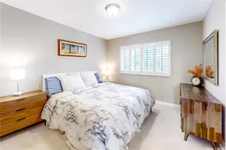 Photo #3: 202526050 Listing 