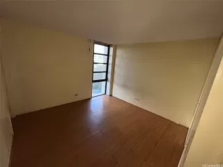 Photo #6: 202526051 Listing 