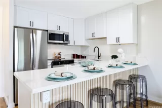 Photo #4: 202526073 Listing 