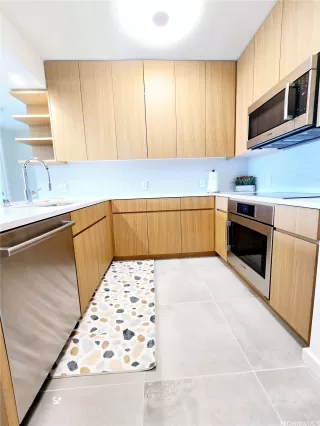 Photo #4: 202526085 Listing 