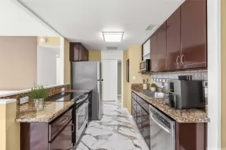 Photo #3: 202526090 Listing 