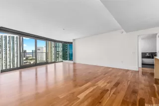 Photo #5: 202526094 Listing 