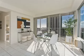 Photo #6: 202526129 Listing 