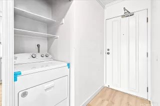 Photo #4: 202526159 Listing 