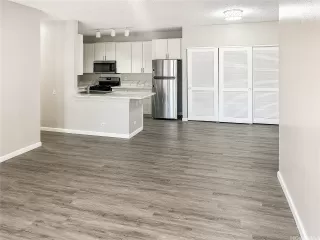 Photo #2: 202526171 Listing 