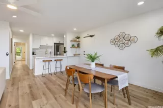 Photo #4: 202526174 Listing 