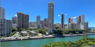 Photo #6: 202526183 Listing 