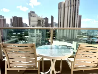 Photo #4: 202526190 Listing 