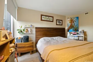 Photo #5: 202526205 Listing 