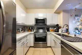 Photo #6: 202526205 Listing 