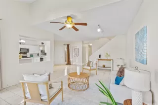 Photo #4: 202526211 Listing 