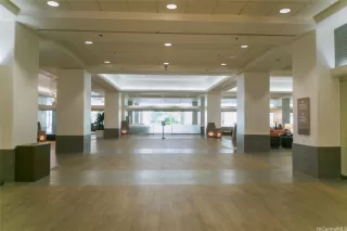 Photo #5: 202526217 Listing 