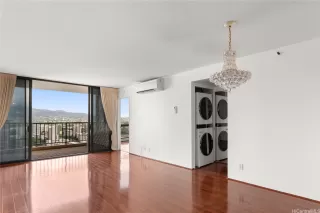 Photo #2: 202526225 Listing 