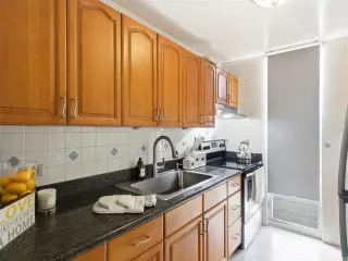 Photo #2: 202526246 Listing 