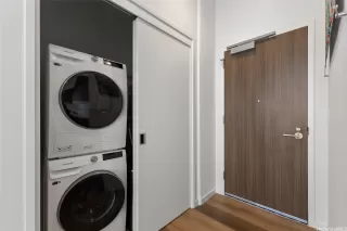 Photo #5: 202526251 Listing 