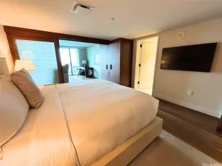 Photo #5: 202526280 Listing 