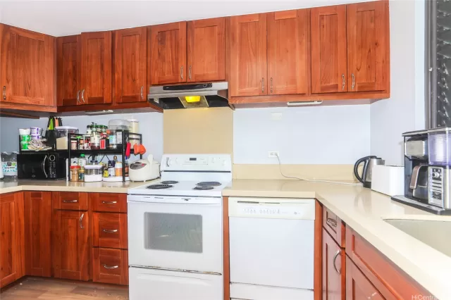 MLS: 202526282 Condo For Sale