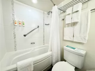 Photo #6: 202526288 Listing 