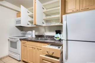 Photo #5: 202526294 Listing 