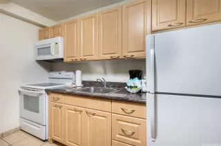 Photo #6: 202526294 Listing 