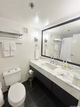 Photo #6: 202526295 Listing 