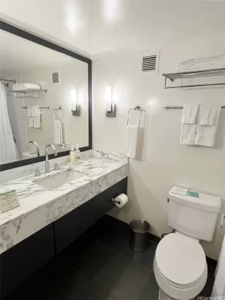 Photo #4: 202526302 Listing 