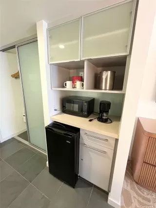 Photo #6: 202526302 Listing 