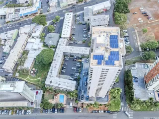 Photo #3: 202526324 Listing 