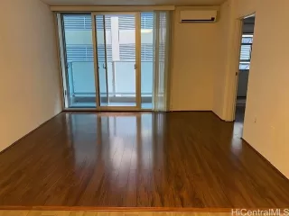 Photo #6: 202526337 Listing 