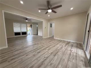 Photo #3: 202526355 Listing 