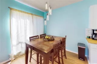 Photo #4: 202526359 Listing 