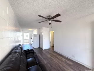 Photo #2: 202526371 Listing 