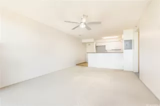 Photo #5: 202526372 Listing 