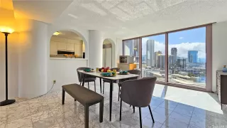 Photo #6: 202526390 Listing 