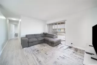 Photo #2: 202526415 Listing 