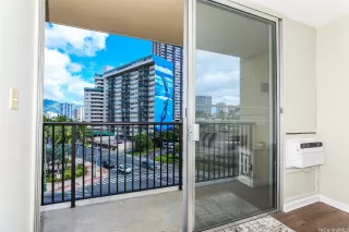 Photo #6: 202526421 Listing 