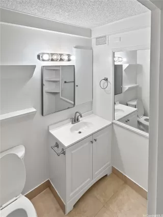 Photo #3: 202526432 Listing 