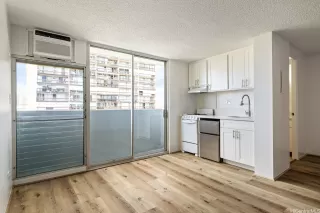 Photo #3: 202526448 Listing 