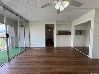 Photo #2: 202526460 Listing 