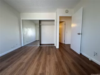 Photo #5: 202526460 Listing 