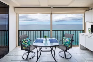 Browse active condo listings in HAWAIIAN PRINCESS