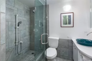 Photo #6: 202526470 Listing 