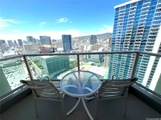 Photo #3: 202527516 Listing 