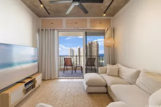 Photo #2: 202527550 Listing 