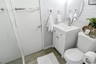 Photo #3: 202527613 Listing 