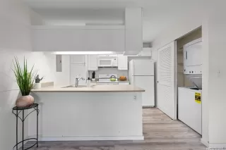 Photo #6: 202527617 Listing 