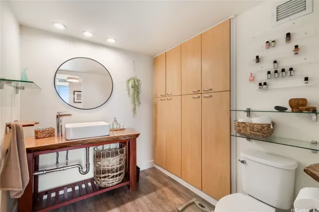 MLS: 202527624 Condo For Sale