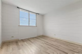 Photo #5: 202527630 Listing 